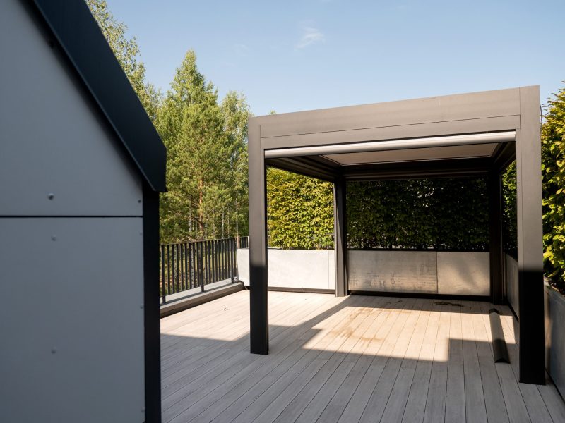 Benefits of Adding a Pergola to Your Patio or Deck