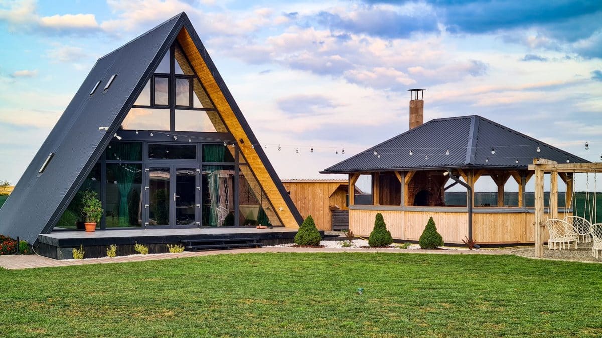 Is It Cheaper to Buy a Gazebo or Build One in Madisonville?